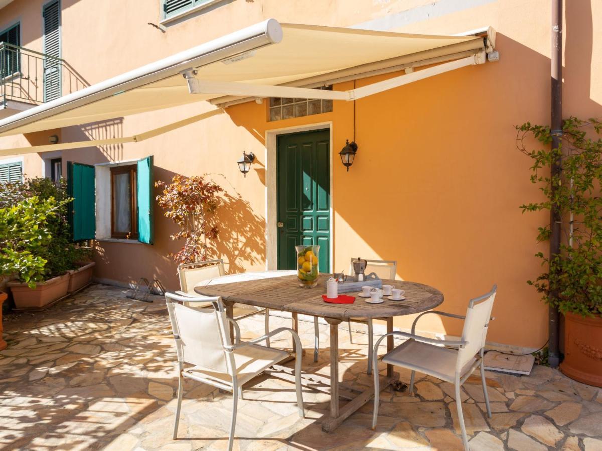Holiday Home Stella Marina By Interhome มารินา ดิ เปียตราซันตา ภายนอก รูปภาพ