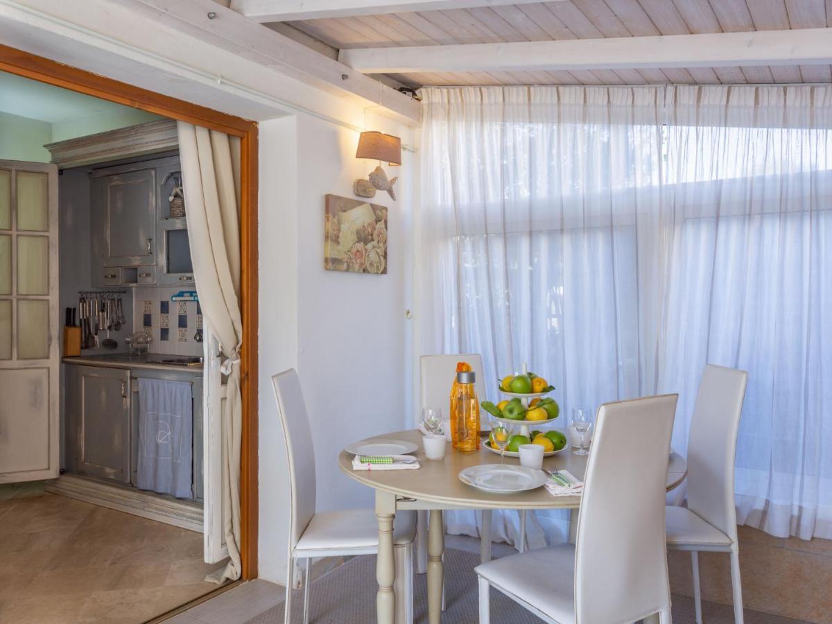 Holiday Home Stella Marina By Interhome มารินา ดิ เปียตราซันตา ภายนอก รูปภาพ